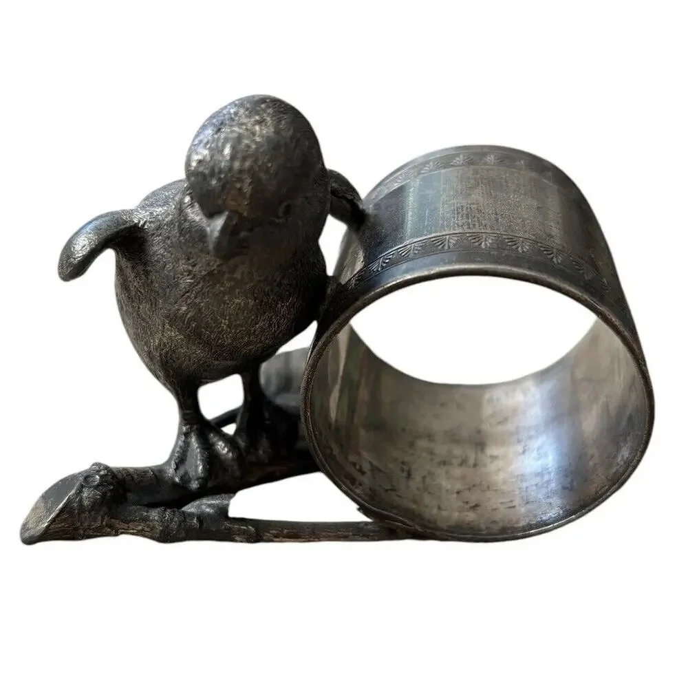 VICTORIAN FIGURAL BIRD BABY CHICK On Branch Leaf SILVERPLATE NAPKIN RING Antique